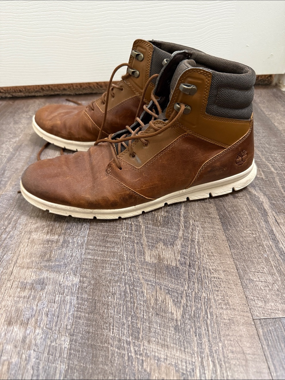 Timberland Graydon Brown Leather Lace-Up Ankle Boots with Padded Collar